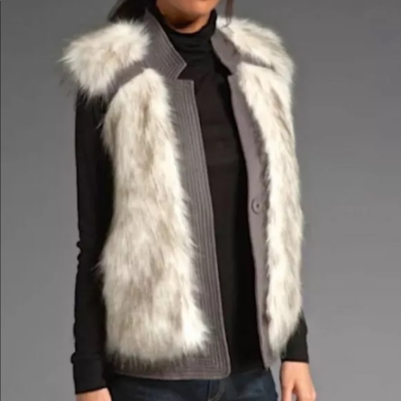 Anthropologie Jackets & Blazers - NWOT Rebecca Taylor sz m faux fur vest